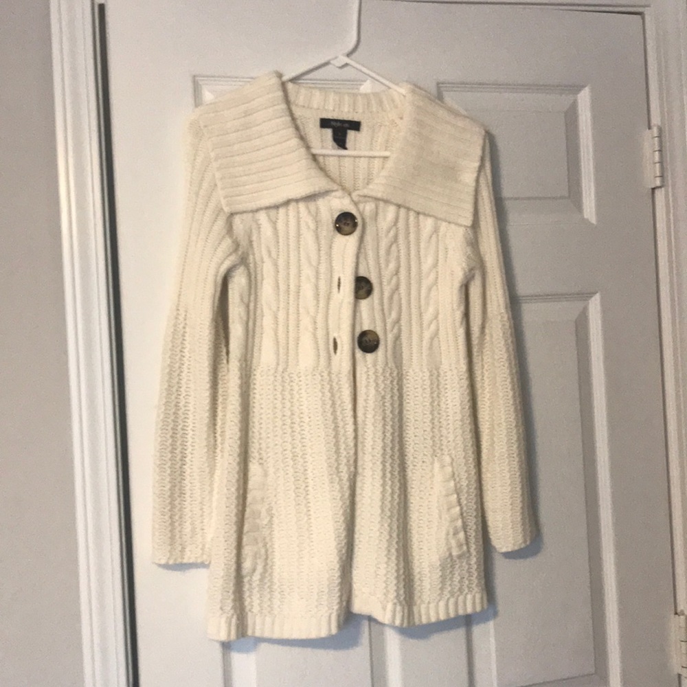 Knit sweater